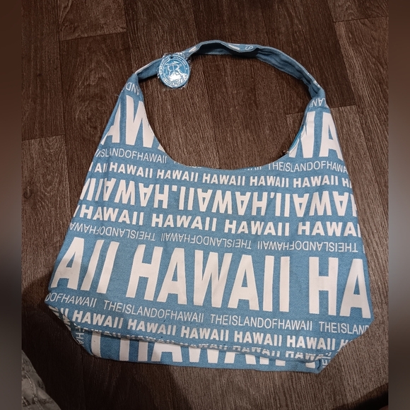 Robin Ruth Blue and White Hawaii Shoulder Bag - Picture 1 of 4